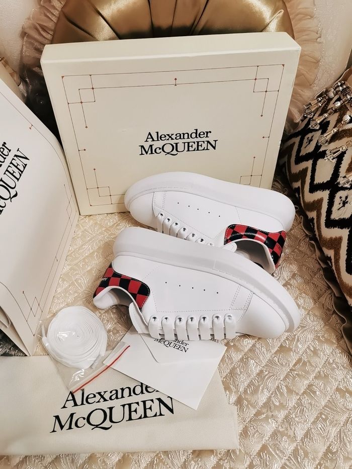 Alexander Mcqueen Couple Shoes AMS00012